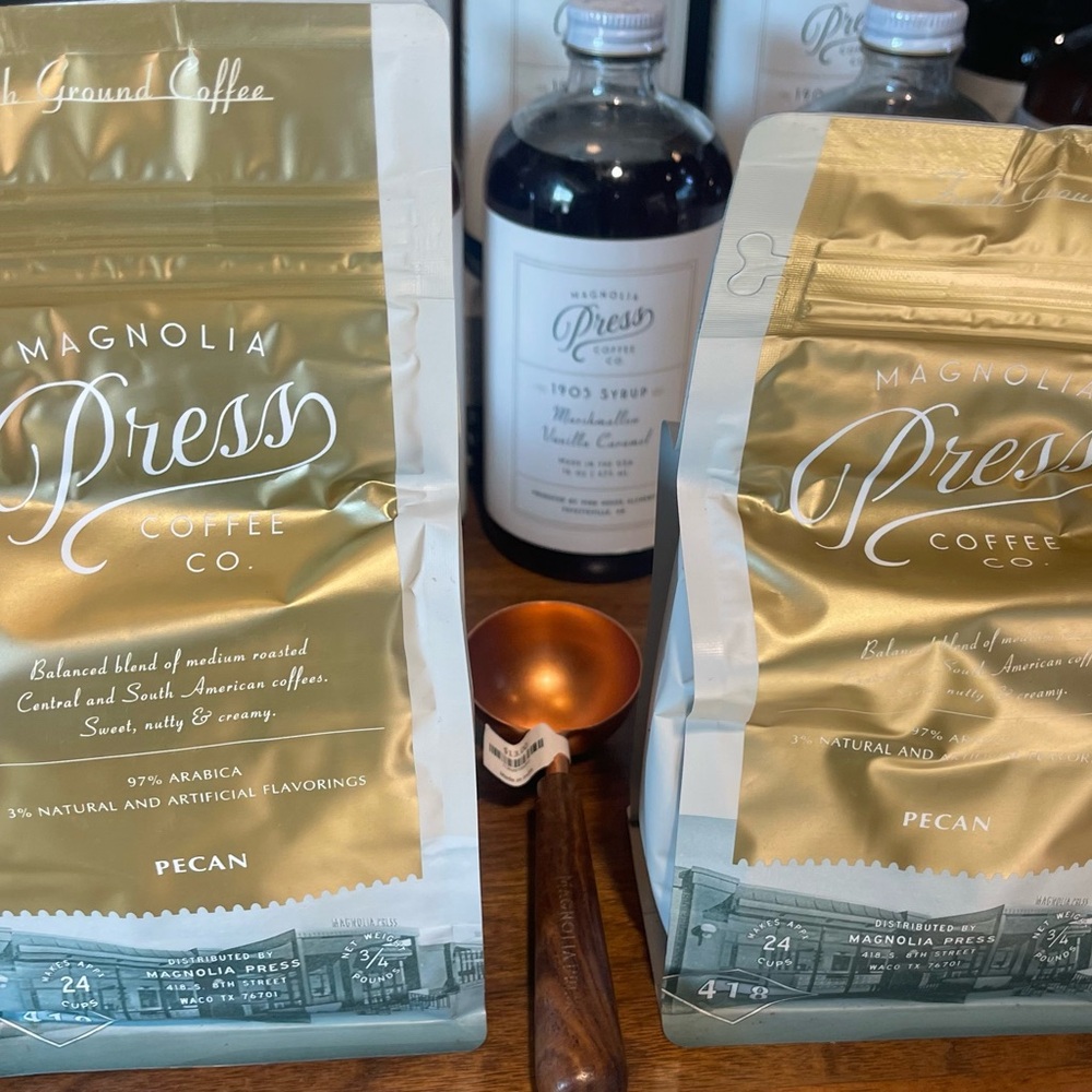 Magnolia Press Coffee Co. Pecan Coffee bundle. 2 pecan coffee, 1 scoop & syrup.